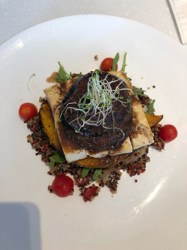 photo of Cedele All Day Dining Portobello and Tri Colour Quinoa shared by @sujatakukreja on  28 Jul 2019 - review