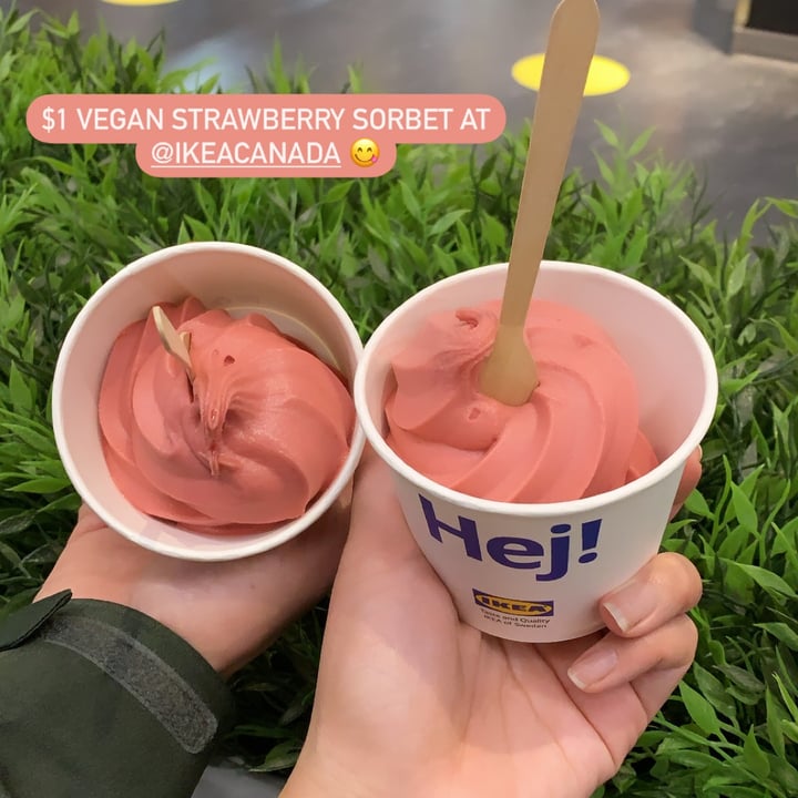 photo of IKEA Ottawa Strawberry Vegan Ice Cream shared by @lilplantedvegan on  28 Jun 2021 - review