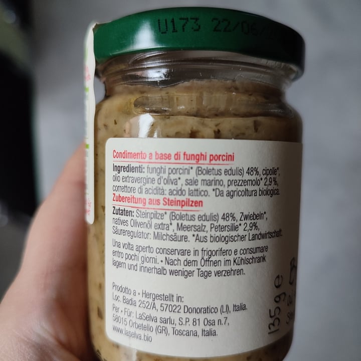 review photo of LaSelva Bruschetta Ai Funghi Porcini shared by @iaia82 on 15 Dec 2021 - review