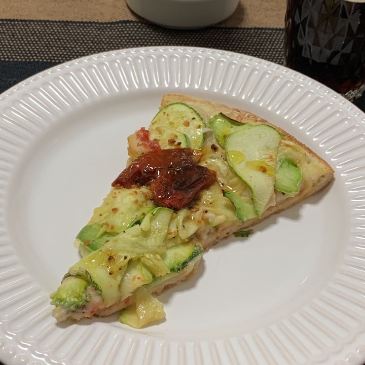 photo of Pop Vegan Food Pizza Salgada shared by @marciapinheiro on  16 Oct 2021 - review