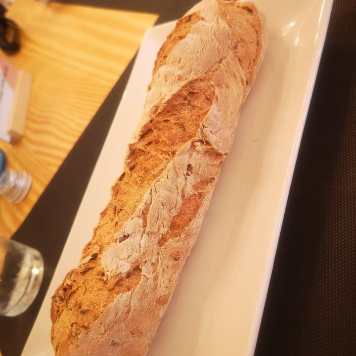 review photo of Alium Tapería pan shared by @crispichu on 31 Aug 2022 - review