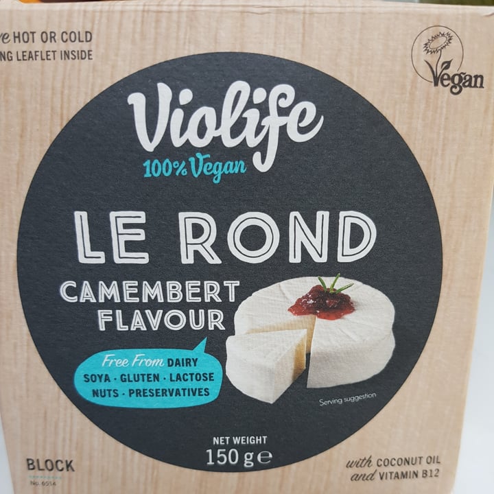 review photo of Violife Le Rond Camembert flavour shared by @rosimar2369 on 17 Aug 2022 - review