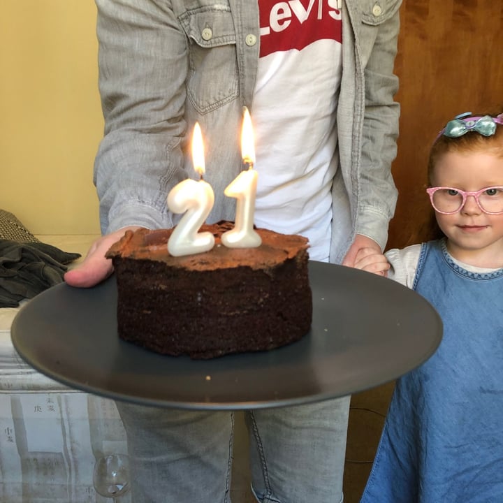 review photo of Bosh! Ultimate Chocolate Cake shared by @luked on 13 Jun 2021 - review