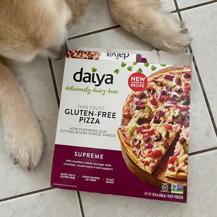 photo of Daiya Supreme Pizza Sausage, Mushrooms & Bell Peppers shared by @vegpaige on  27 Jul 2020 - review