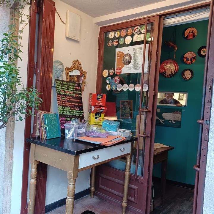 review photo of Amaranto Bistrot Toscana Vegan con cipolle e stracchino vegano shared by @daniteo on 17 Sep 2022 - review