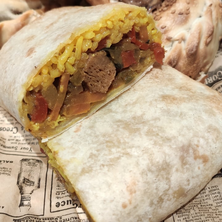 review photo of Veggie's World Fajita Vegana (Wrap) shared by @alejoea on 24 Nov 2022 - review