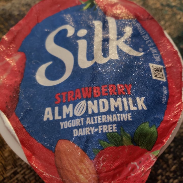 photo of Silk Strawberry Almondmilk Yogurt Alternative shared by @riversong on  09 Dec 2020 - review