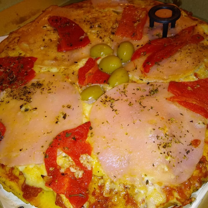 photo of Flipper Pizza Pizza De Jamón Y Morrones shared by @fabuchi on  12 Dec 2020 - review