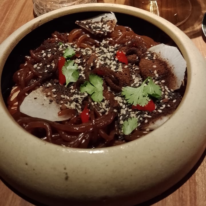 review photo of Sacro Spaghetti Asiático shared by @emmijfox on 18 Apr 2022 - review