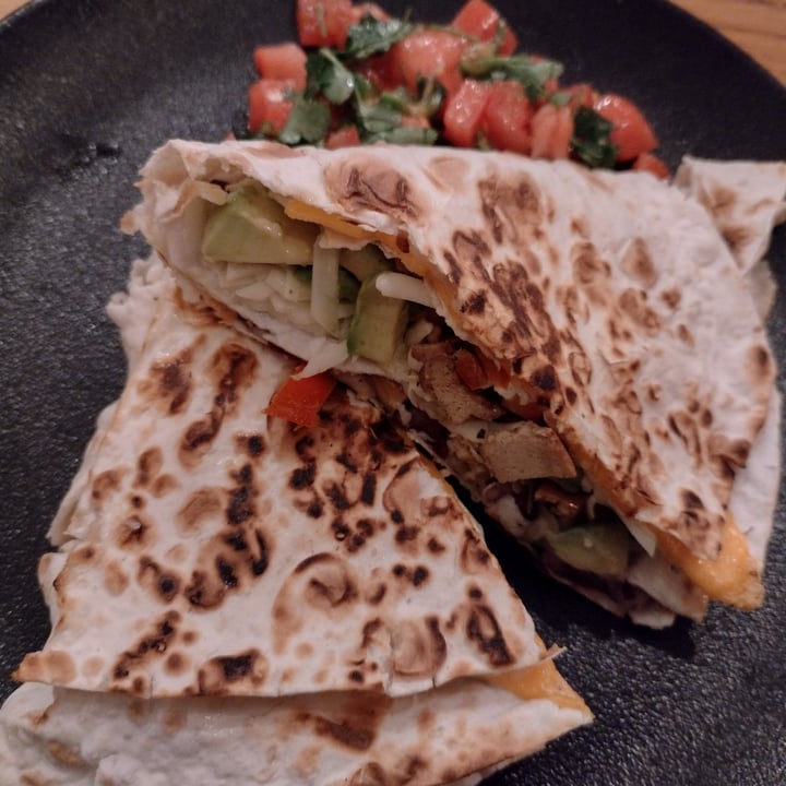 photo of Veggic Quesadilla with Tofu shared by @felice on  17 Feb 2022 - review