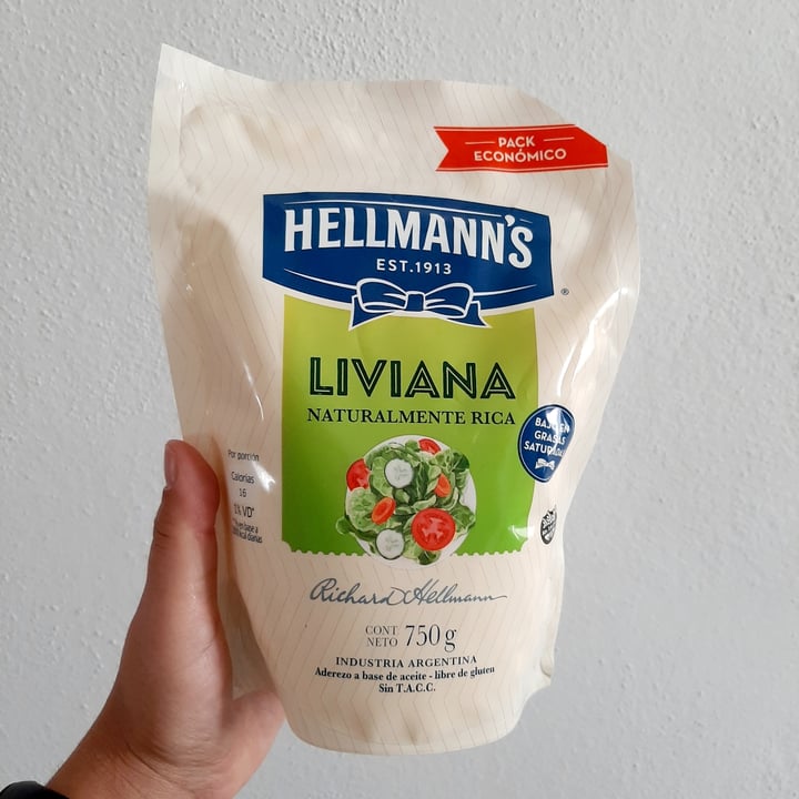 photo of Hellmann’s Mayonesa Liviana shared by @melibustos on  24 Oct 2022 - review