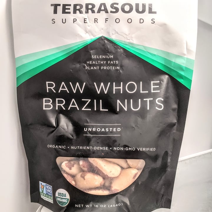 photo of Terrasoul Superfoods Raw Whole Brazil Nuts shared by @skatmandu7 on  30 Apr 2020 - review