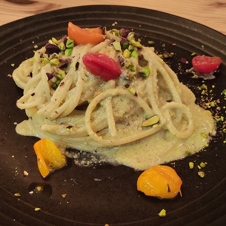 photo of Nativa Ristorante Spaghettoni al pesto di pistacchio e ciliegini gialli shared by @valype on  04 May 2022 - review
