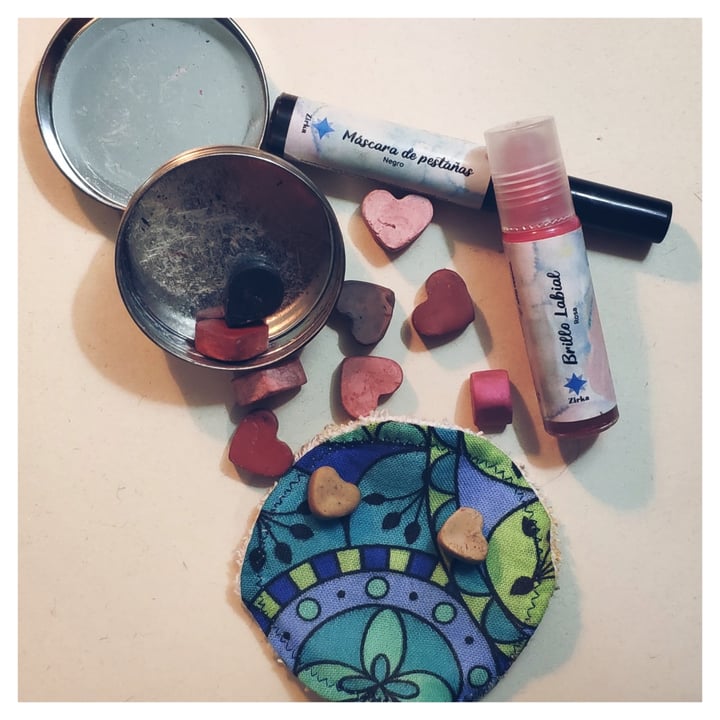 photo of El brote Ecológico Make Up shared by @ayemartinez on  05 Aug 2021 - review