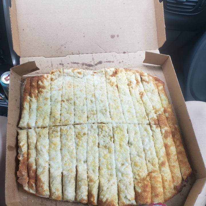 photo of Toppers Pizza Vegan Cheese Breadsticks shared by @veganstuff107 on  16 Jul 2021 - review
