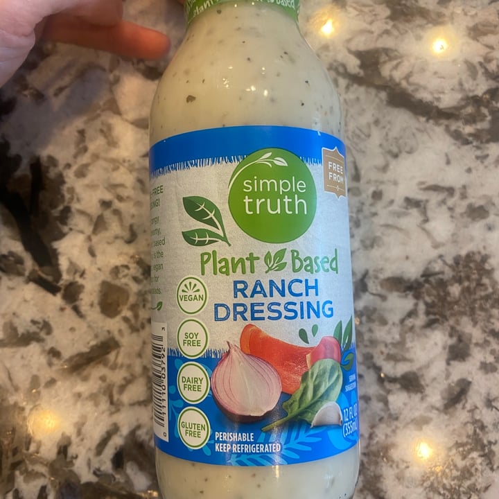 photo of Simple Truth Plant-Based Ranch Dressing shared by @averyelise on  23 Dec 2020 - review
