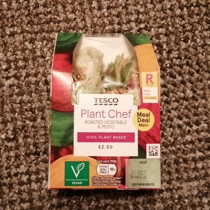 photo of Tesco Plant Chef Roasted vegetable and pesto wrap shared by @maycimoo on  30 Sep 2021 - review