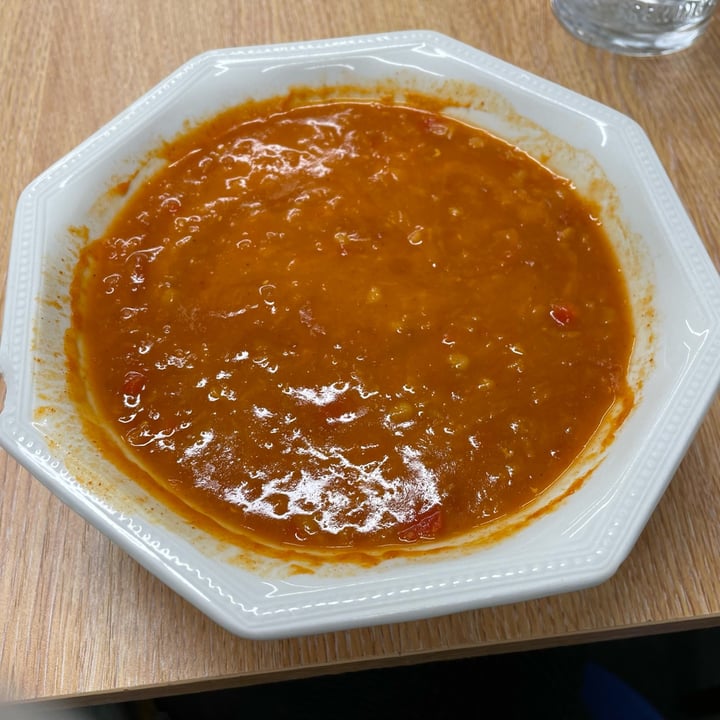 photo of Tesco Plant Chef Smoky Lentil & Red Pepper Soup shared by @appleappleamanda on  12 Apr 2022 - review