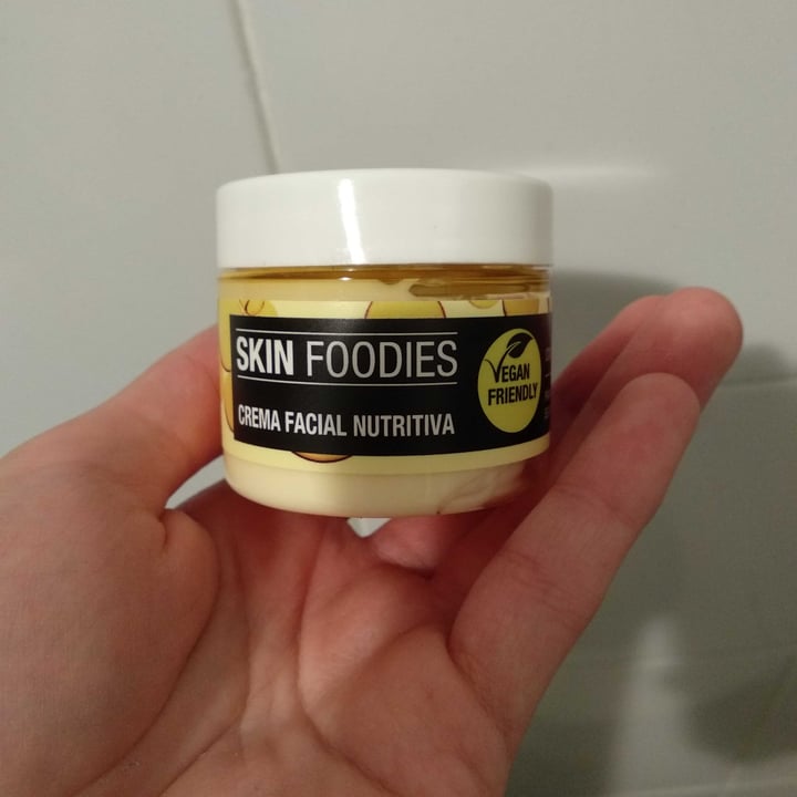 photo of Cien Skin foodies crema facial nutritiva shared by @lasonrisadeltrece on  24 May 2021 - review