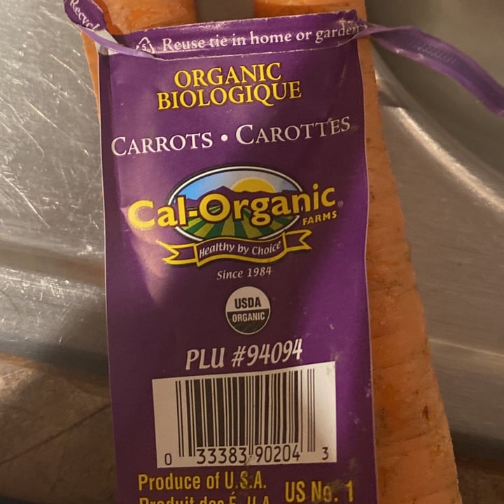 photo of Cal Organic Farms Organic  carrots shared by @nathlena19 on  07 Mar 2022 - review