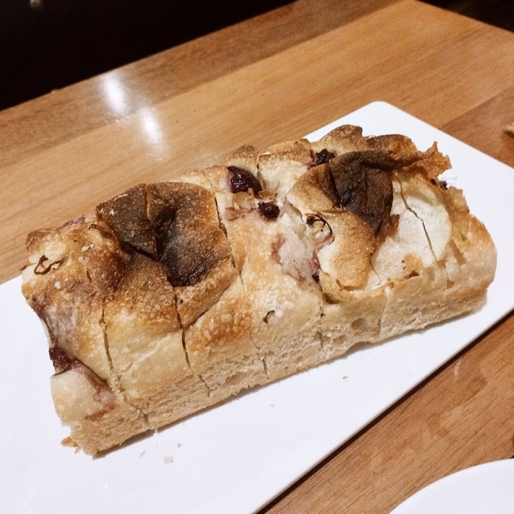 photo of Farro Focaccia De Azeitona shared by @alesjakll on  18 Aug 2022 - review