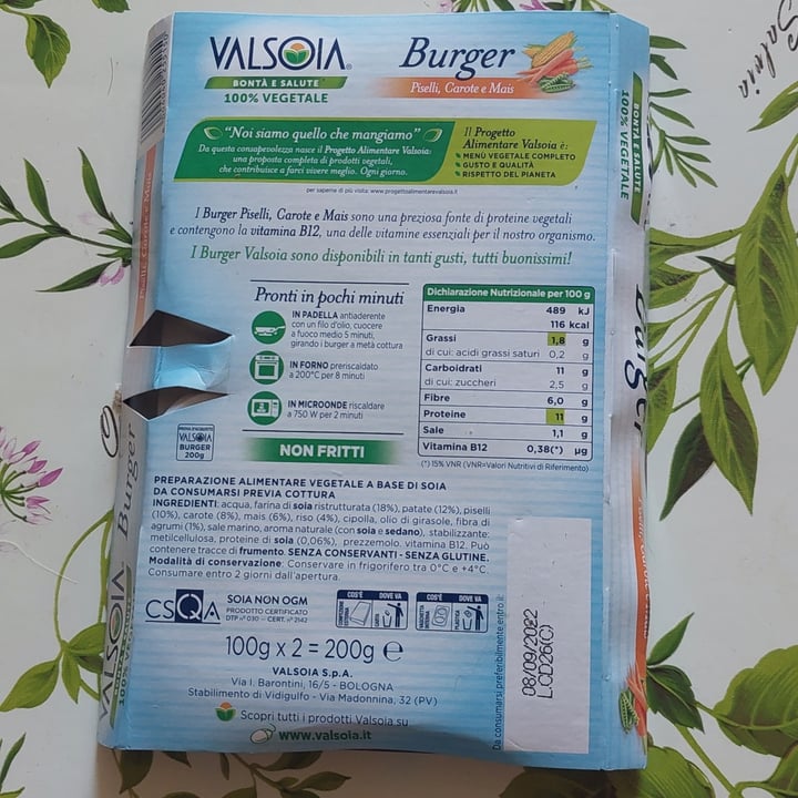 review photo of Valsoia Burger Piselli, carote e mais shared by @laurac62 on 01 Aug 2022 - review