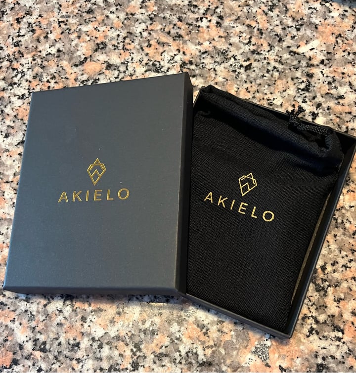 review photo of akielo porta carte di credito da uomo shared by @robin-jay on 22 Oct 2022 - review