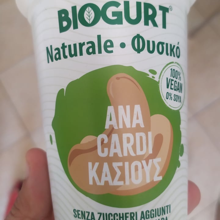 photo of Biogurt Biogurt Naturale Anacardi shared by @laurasal82 on  18 Oct 2022 - review