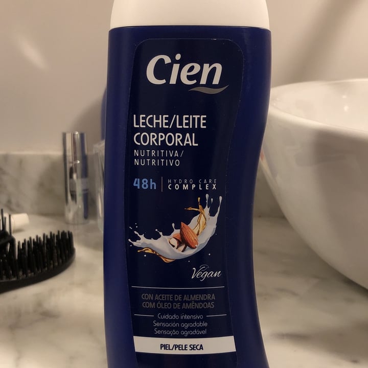 review photo of Cien Leite Corporal Nutritivo shared by @fgmm on 10 Oct 2022 - review