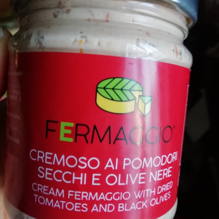 photo of Fermaggio Fermaggio Cremoso Ai Pomodori Secchi e Olive shared by @pieralebon on  05 Apr 2021 - review