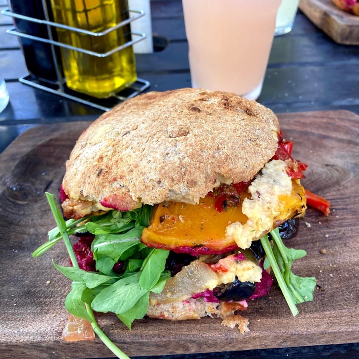 photo of BA Green Sandwich Vegano shared by @vegbsask on  13 Aug 2021 - review