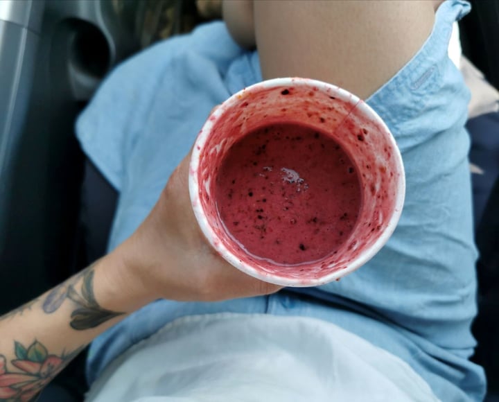 photo of Pure Café Berry smoothie shared by @cris on  08 Sep 2019 - review