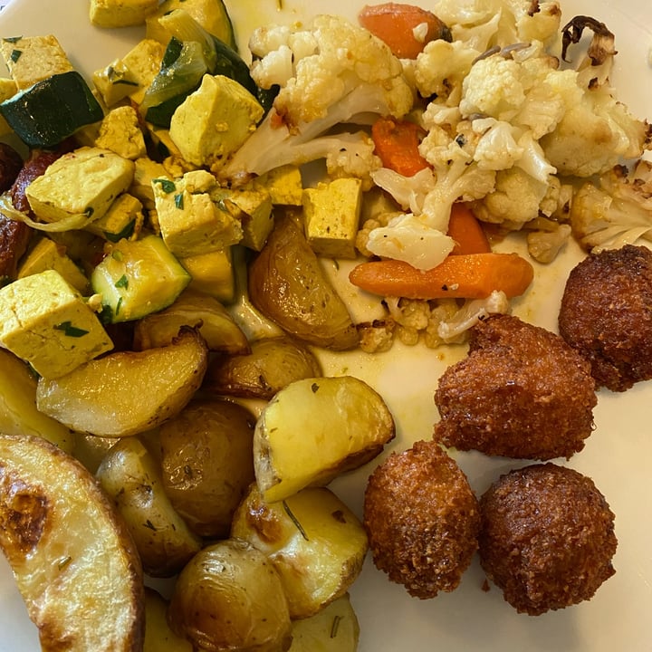 review photo of Bio's Kitchen Buffet shared by @martinarinaldini on 12 Mar 2022 - review