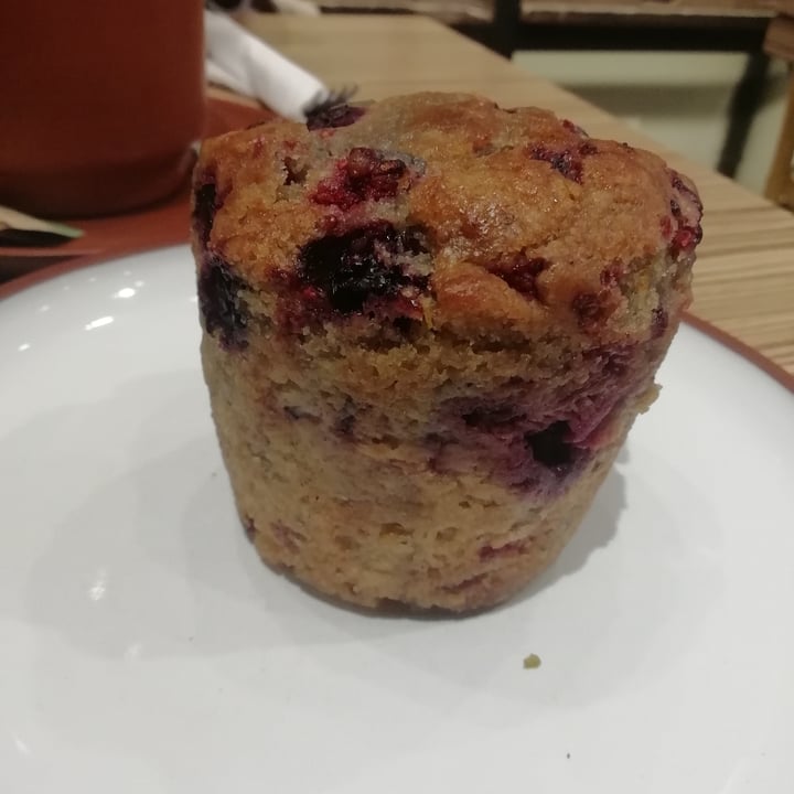 photo of Buenos Aires Verde Muffin De Frutos Rojos shared by @nanaesquivel on  10 Nov 2021 - review