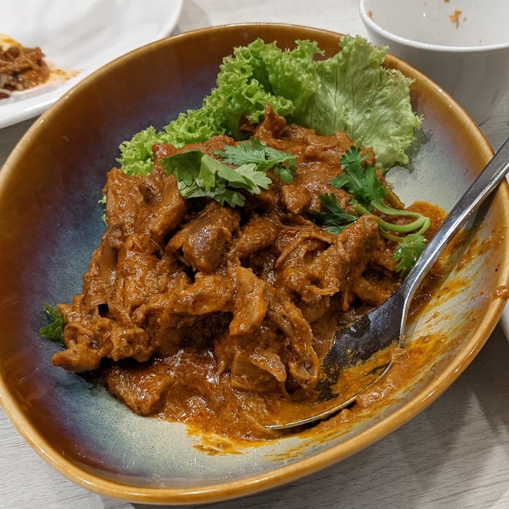 photo of Whole Earth Penang Rendang shared by @oblongboxes on  02 Apr 2021 - review
