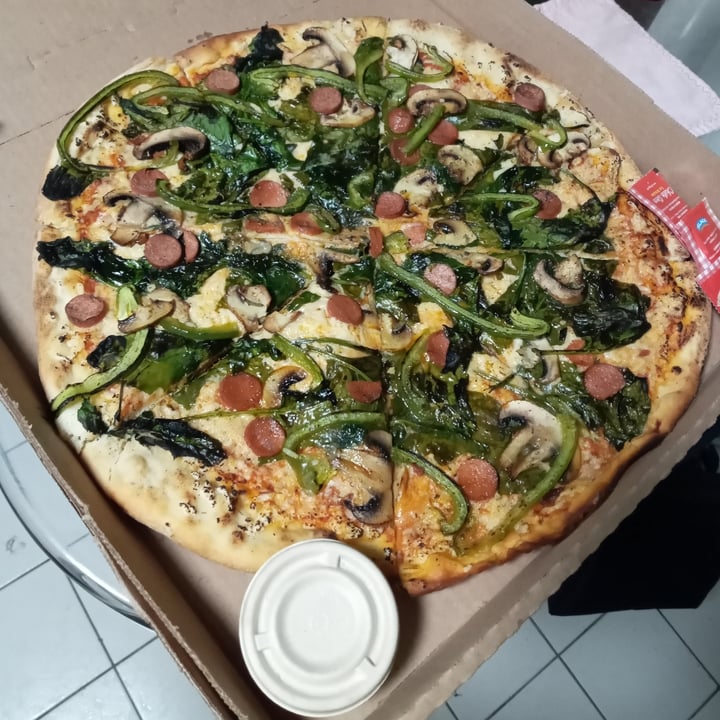 photo of Ixteriolo's Pizza Vegana shared by @bettyveg on  28 Sep 2021 - review