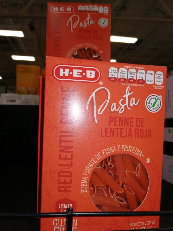 photo of H-E-B Pasta Penne de Lenteja shared by @lauragamez on  17 Mar 2020 - review