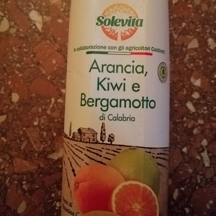 photo of Solevita Arancia kiwi bergamotto shared by @alexis000000 on  22 Aug 2022 - review