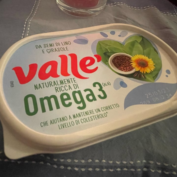 photo of Valle' Valle' Omega 3 shared by @elviradeleo on  27 Nov 2022 - review