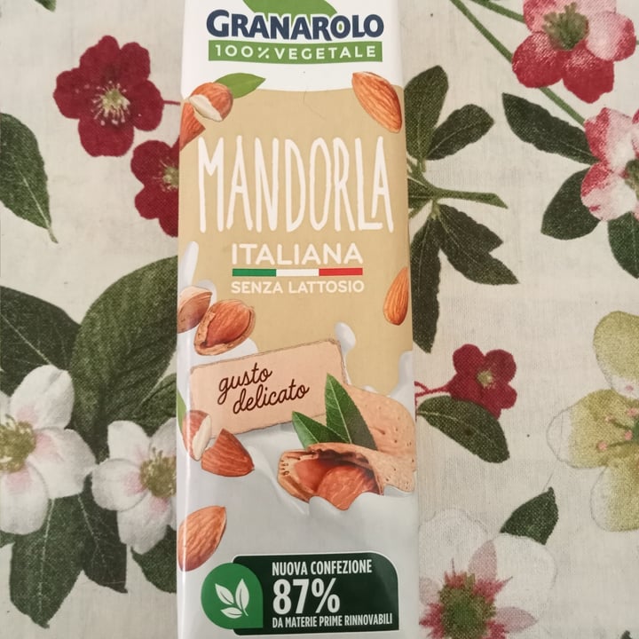 review photo of Granarolo Bevanda alla mandorla shared by @shatzishell on 27 Jul 2022 - review
