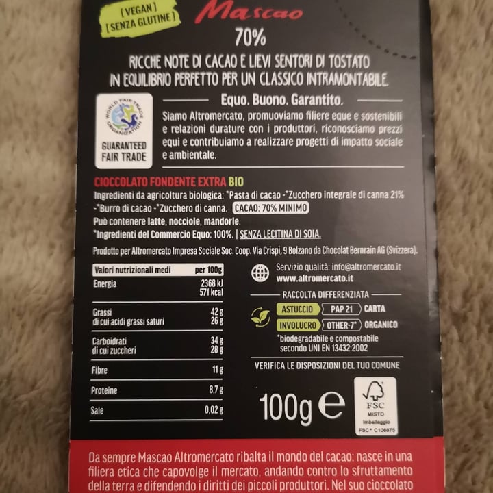 review photo of Altro mercato Bio Fondente Extra 70 % Fave Di Cacao shared by @catebuttu on 14 Dec 2021 - review