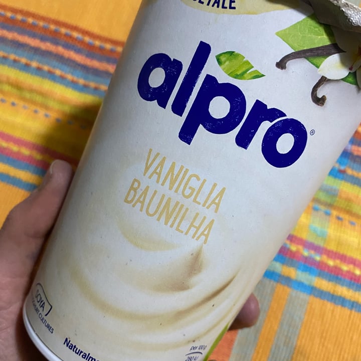 photo of Alpro Soy Yogurt Vanilla shared by @isaveggy on  16 Mar 2022 - review