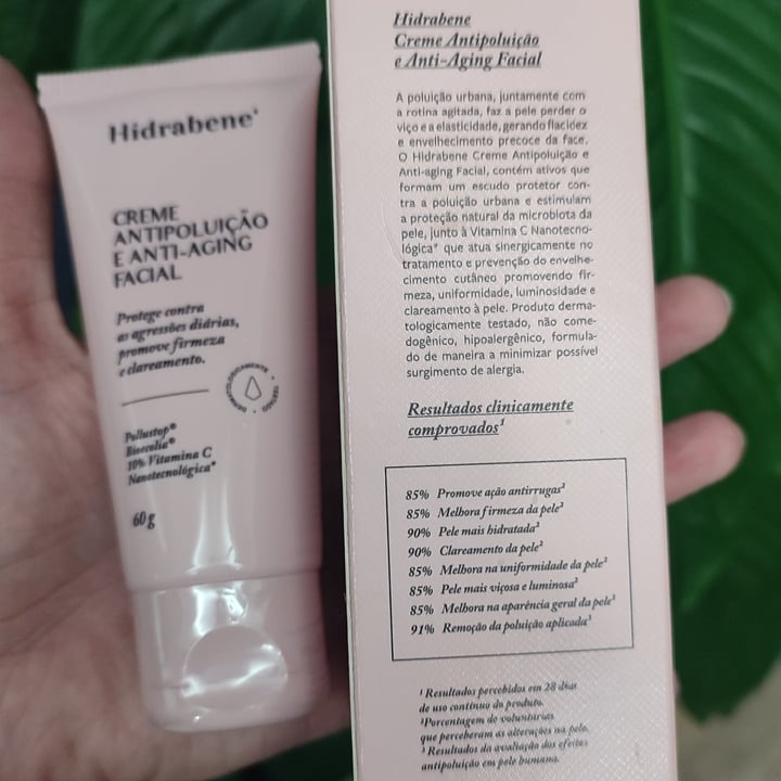 photo of Hidrabene Creme Antipoluição e Anti-aging Facial shared by @vanessaluchetti on  05 Nov 2022 - review