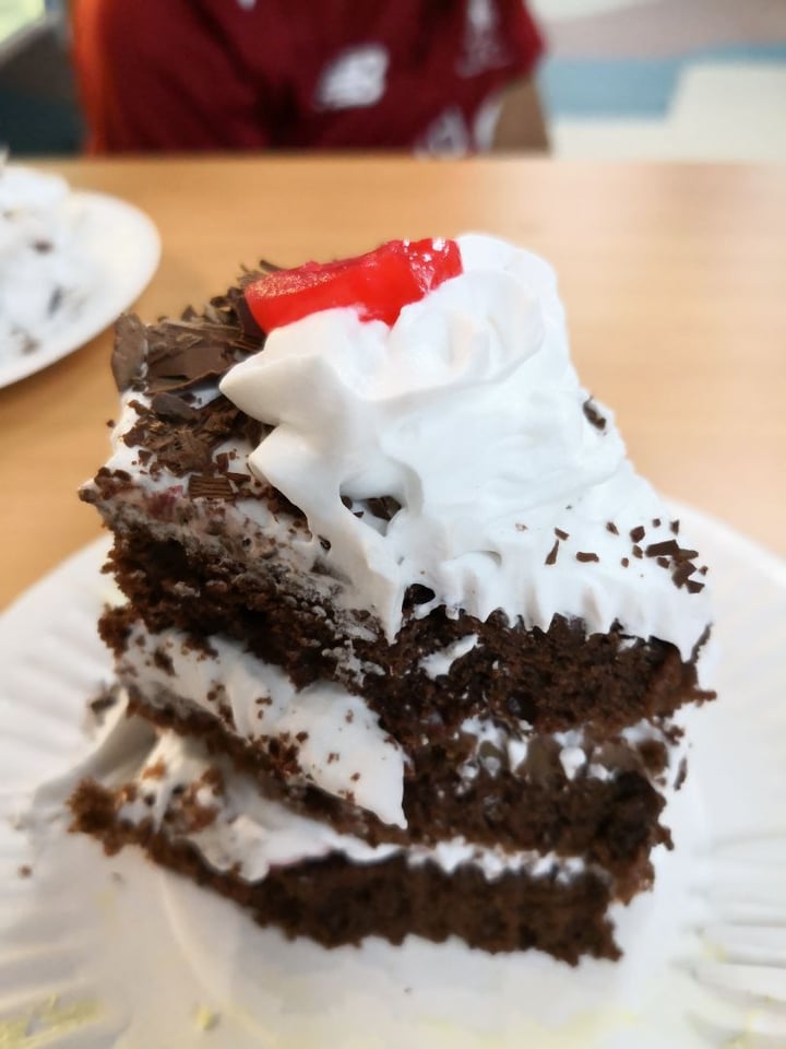 photo of HotCakes Vegetarian Bakery and Cafe Blackforest cake shared by @nana on  24 Feb 2019 - review