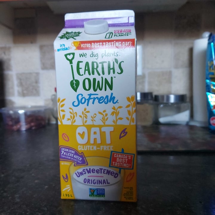 photo of Earth's Own So Fresh Oat Unsweetened Original Beverage shared by @ryan-0 on  14 Apr 2021 - review