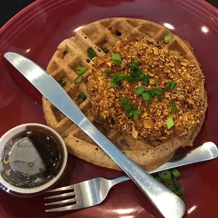 photo of Seitan's Realm Chikun and Waffles shared by @rachelsveganlife on  28 Sep 2021 - review
