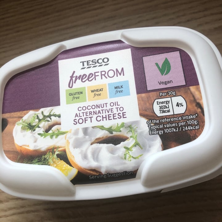 photo of Tesco Free From Coconut Oil Alternative to Soft Cheese shared by @berry-vegan on  26 Apr 2020 - review