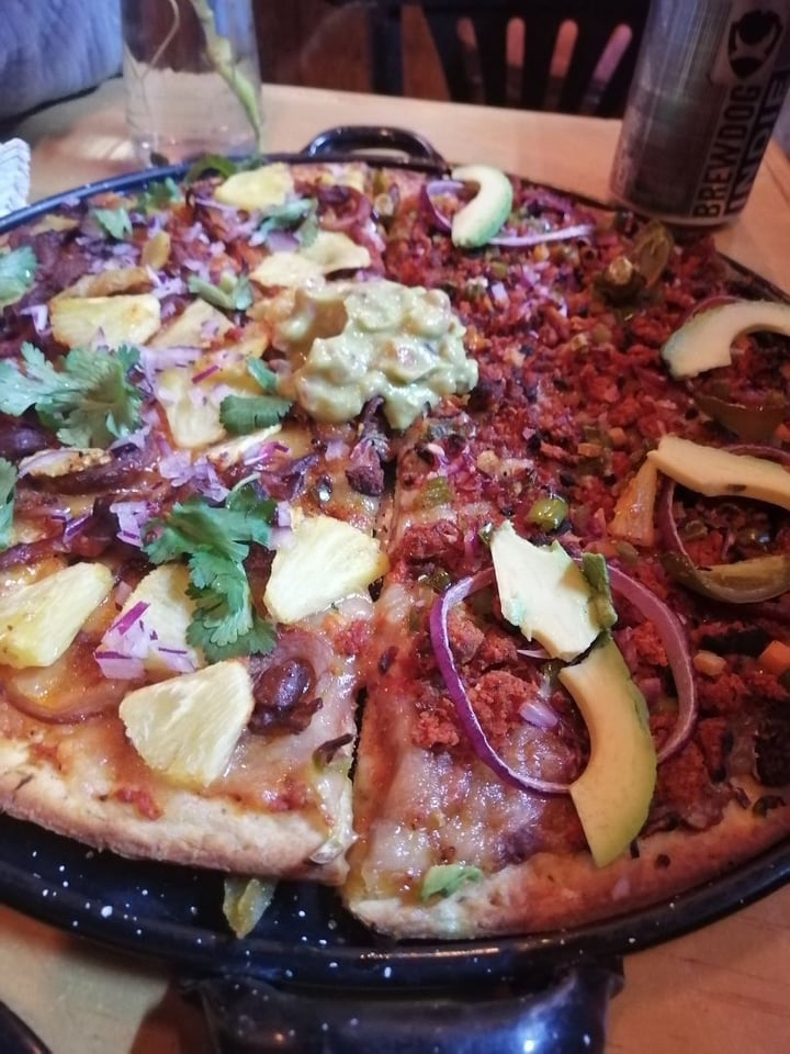 photo of u.to.pi.a Pizza de Pastor shared by @ishellmiranda on  21 Jan 2020 - review