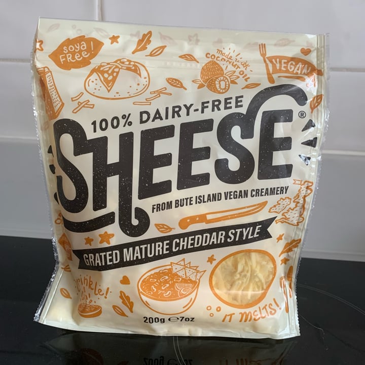 photo of Sheese Grated Mature Cheddar Style shared by @lamaryvegana on  01 Sep 2022 - review