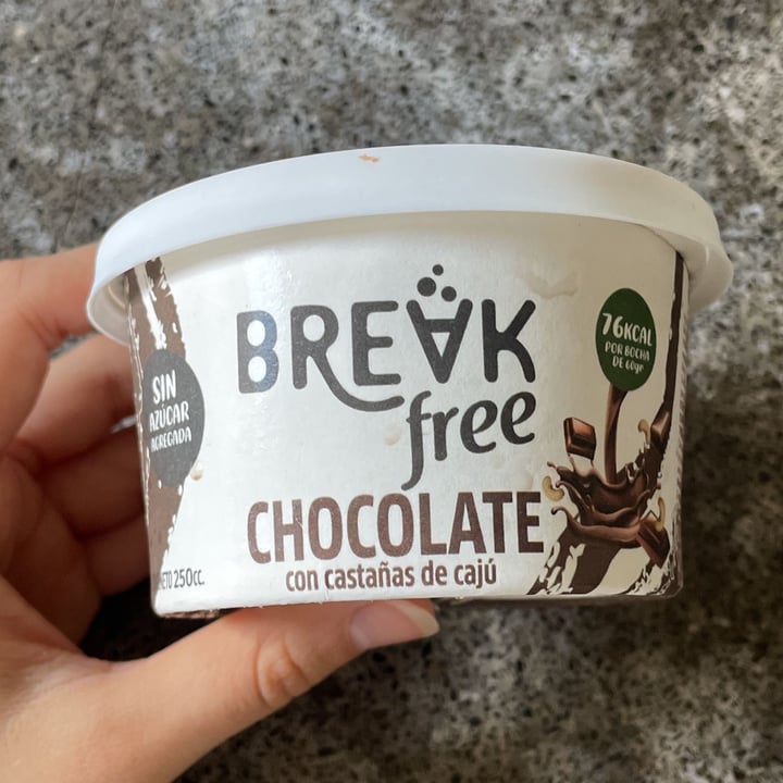 review photo of Break free Helado de chocolate vegano shared by @biancabruno on 03 Apr 2022 - review